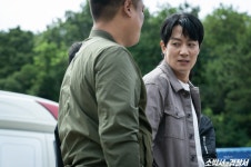 허지원머리방 - 구로구 | ‘소방서 옆 경찰서’ 김래원은 왜 허지원의 타깃이 됐을까? [김재동의 나무와 숲]