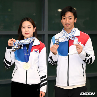 [사진]김민선-김준호, '빙속 세계선수권 남녀 500m 석권'