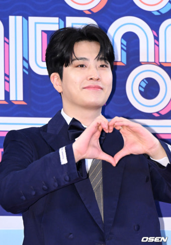[사진]갓세븐 영재,'귀여운 하트'
