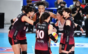 '전새얀 활약' 도로공사, 박정아 없이 인삼공사 제압…3연패 탈출, 3위 도약 [대전 리뷰]