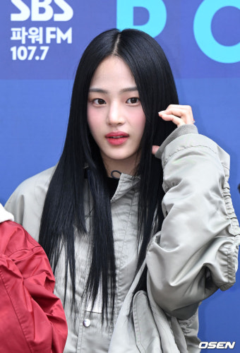 [사진]뉴진스 민지,'청순 볼하트'