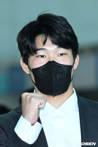 [사진]KT 김정운,'성장해서 올게요'