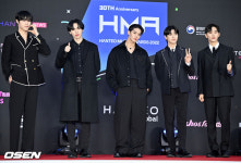[사진]CIX,잘생김 뽐내며 포즈