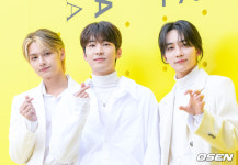 [사진]세븐틴 준-원우-정한,사랑스러운 하트