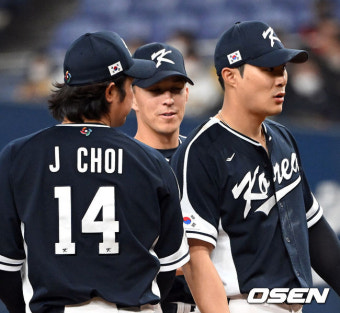 '5회 병살타+폭투로 역전→8회 김혜성 솔로포' 한국, 한신에 짜릿한 7-4 역전승...평가전 1승1패→도쿄 입성 [오사카 리뷰]