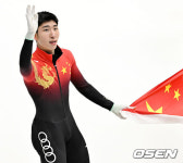 ‘중국귀화’ 린샤오쥔, 한국에서 첫 金 따고 기쁨의 오성홍기 세리머니