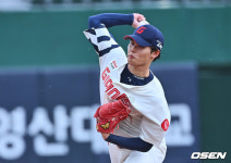 [사진] 역투하는 김기준