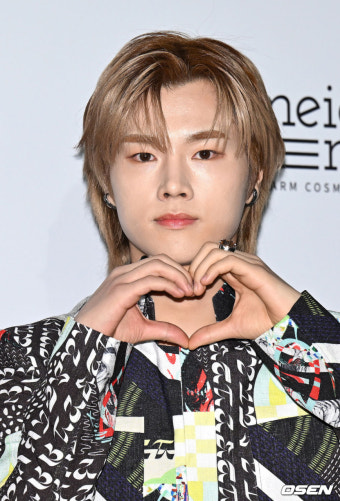 [사진]엑스디너리 히어로즈 정수,'설레는 하트'