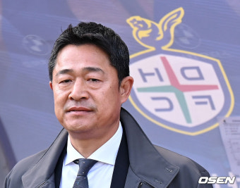 [사진]이민성 감독,'승리하러 왔다'