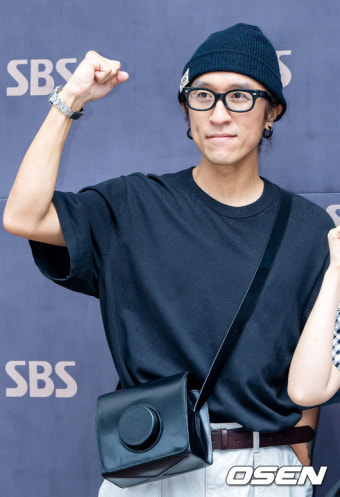 빽가 “댄서 시절 체벌 有.. 춤추다 박진영에 혼나기도”(‘라디오쇼’)
