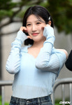 [사진]첫사랑 서연, 출근길 빛나는 미소