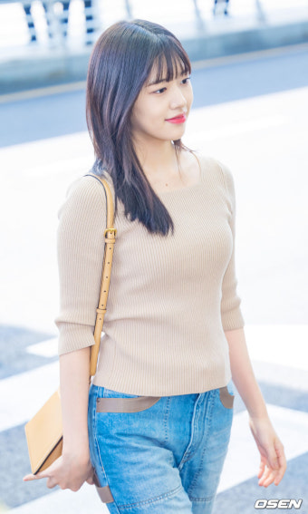 [사진]아이브 안유진,'청바지 여신'
