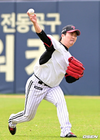 ‘LG No.1 클로저 돌아온다’ 전력 캐치볼로 복귀 시동 건 고우석[O! SPORTS]