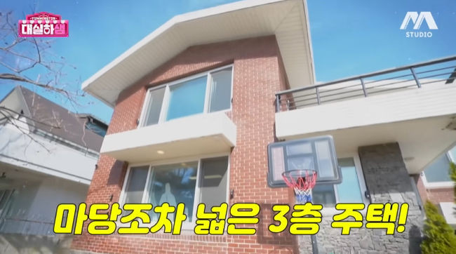 코미디언 샘 해밍턴, 19년 만에 한국 자가 주택 소개
