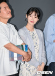 아이유, 황당한 표절 고발에 맞서 첫 공식석상..무대인사서 밝은 얼굴 [Oh!쎈 이슈]