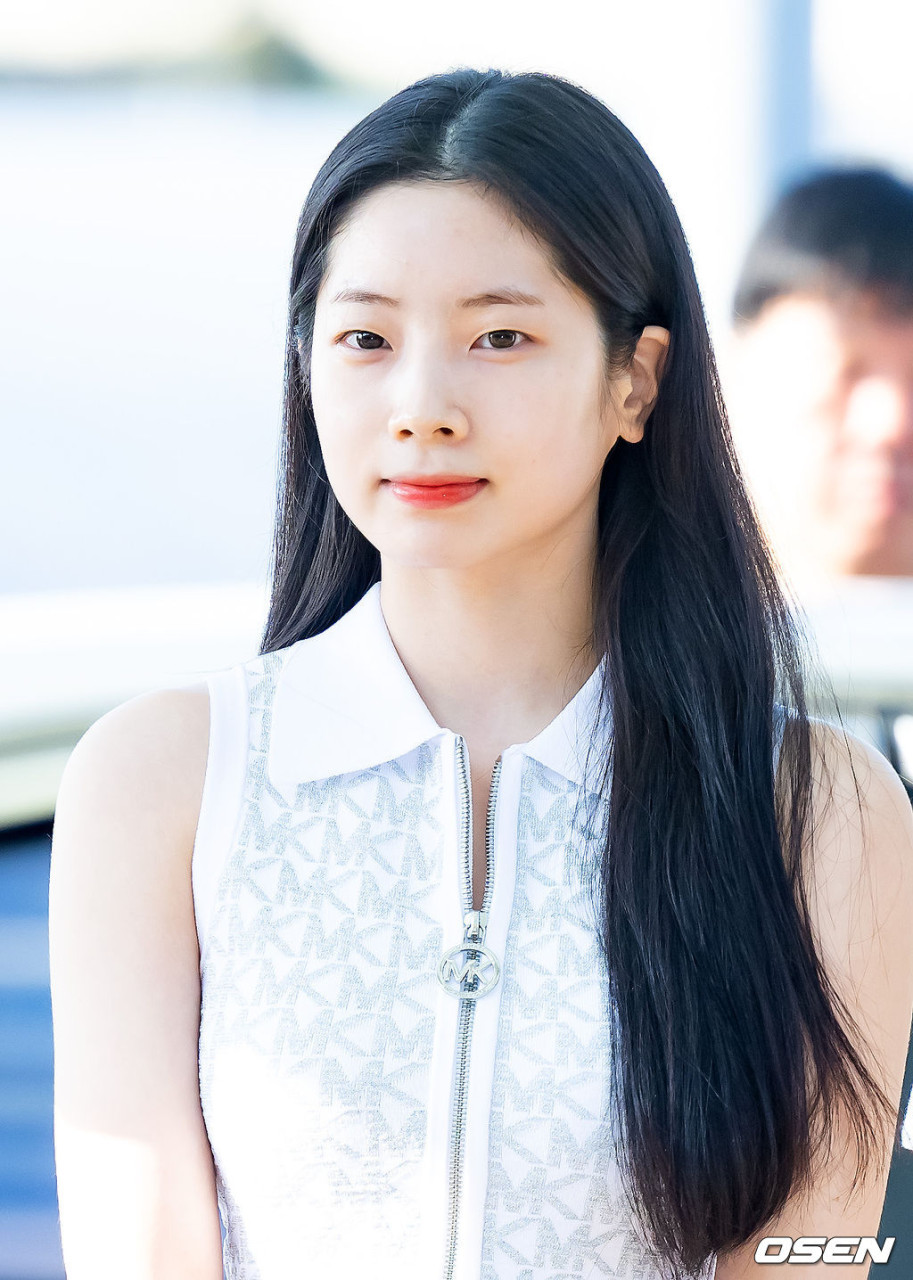 트와이스 다현, 한남동 비샵 플래그십 스토어 오픈 행사 참석 사진 화제