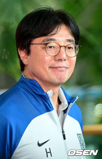'항저우 AG 앞두고 중국 원정' 황선홍 감독 