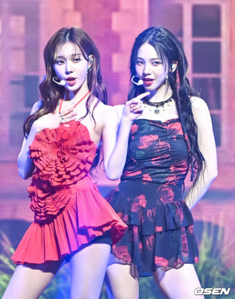 [사진]에스파 윈터-카리나,'예쁜 애 옆에 예쁜 애'