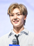 [사진]제로베이스원 석매튜,귀여운 미소