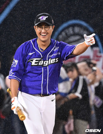 모두 도망간 배팅볼 투수 의리로 선택한 채은성, 홈런레이스 우승으로 보답받았다