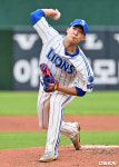 ‘KKKKKKKK’ 원태인, 6⅓이닝 2실점 호투…’강민호 12호 홈런’ 삼성, KT 5연승 저지 [대구 리뷰]
