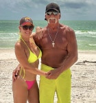 69세 헐크 호건, 세번째 결혼한다..45세 요가강사와 약혼 [Oh!llywood]