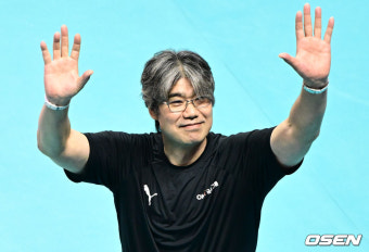 [사진]오기노 마사지 감독, '컵대회 첫 트로피 기대하세요'