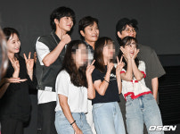 [사진]300만 돌파 영화 콘크리트 유토피아 팬들과 직접 만나요~