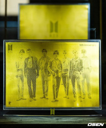 [사진]방탄소년단 데뷔 10주년 공식 2차 기념메달 공개