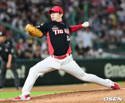 양현종, 송진우 넘어 KBO 신기록 세웠다…역대 최다 선발 164승 위업, KIA 폭풍 6연승 [인천 리뷰]