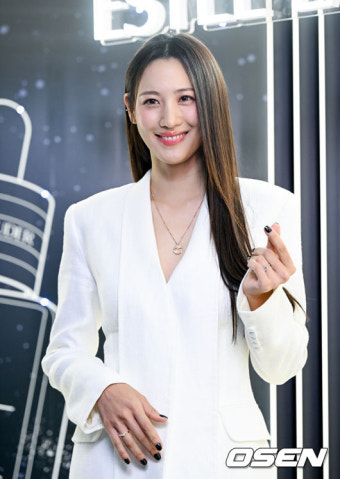 YG 수현, 장기용 누나 됐다..'경성크리처' 공개 전 JTBC '히어로는 아닙니다' 합류 [공식]