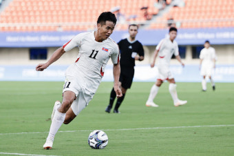 '5년 만 국제무대' 북한 축구, 복귀전서 대만 2-0 제압...F조 선두[항저우AG]