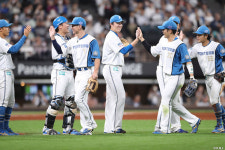 ‘2년 연속 최하위→1년 재계약’ 괴짜 감독의 깜짝 발표, 11월 훈련 장소 홋카이도…왜 실책이 너무 많아서