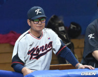 [사진]류중일 감독,홍콩은 쉽게 이기자