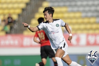 '1-0→1-2→4-2' 경남, '윤주태 멀티골' 안산에 발목 잡힐 뻔 '4위 보인다'