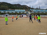 전라남도 도서지역 방문한 ‘KBO 찾아가는 티볼교실’, 해제남초·암태초 학생들 “최고로 즐거운 시간 보냈다”