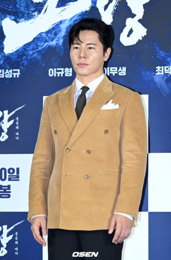[단독] 송강호→변요한 '삼식이 삼촌', 400억대 제작비…디즈니+ 편성(종합)