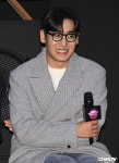 [사진]박재정,어색한 미소
