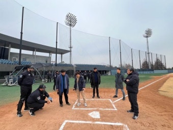 KBO 허구연 총재, 심판위원회 1차 동계훈련 방문…ABS·피치클락 운영 점검