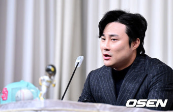 '공갈 협박 및 명예훼손 혐의' 김하성이 고소한 임혜동, 경찰 소환 조사 출석...
