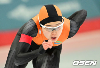 '빙속 간판' 김민선, 4대륙선수권 500m 동메달 획득... 2연패는 무산