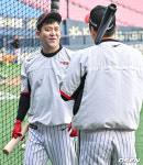 ‘얄궂은 운명’ FA 김민성, 왜 LG 잔류에서 롯데 사인&트레이드로 급선회하나...첫 FA 때는 키움→LG 사인&트레이드