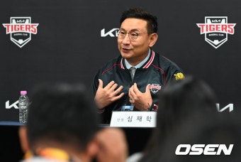 정상권 전력 세팅? 비시즌 숨가빴던 '심단장의 시간', 그 결과가 궁금하다
