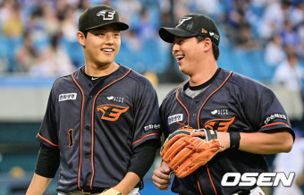 '홈런왕' 노시환 3.5억 & '신인왕' 문동주 1억...한화, 2024 연봉계약 완료 [공식발표]