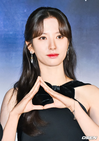 [사진]김지연(우주소녀 보나),'피라미드 게임 많은 사랑 부탁해요'