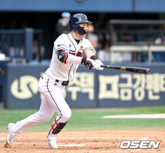 ‘또 만원관중’ 이천의 뜨거운 열기…‘이영하 3이닝 호투&조수행 쐐기타’ 두산, 키움 연이틀 제압 [이천 리뷰]