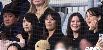 [사진]오타니 아내와 가족들, '서울시리즈 직관 위해 총출동'