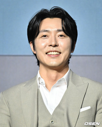 [사진]미소 짓는 이무생