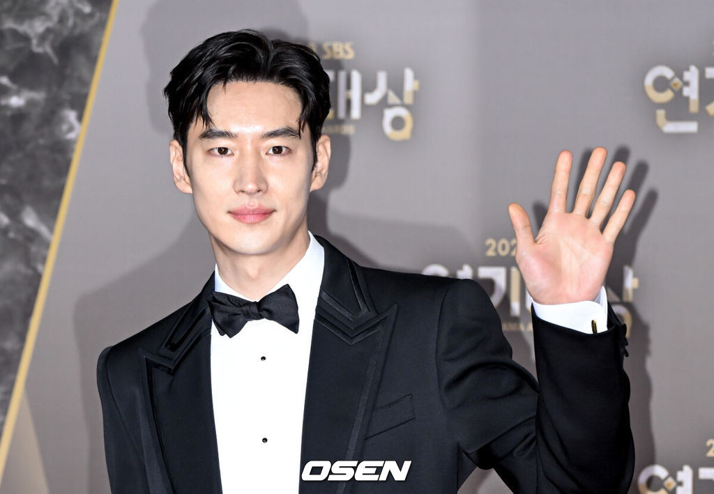 JTBC 주말극 협상의 기술 6회, M＆A 팀의 노력으로 위기 탈출!