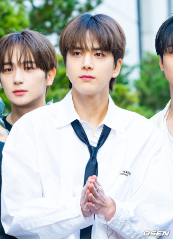 [사진]더보이즈 영훈,'초롱초롱한 눈망울'